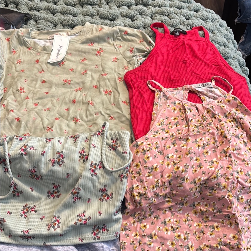 Lot of 6 Women's Tops Set